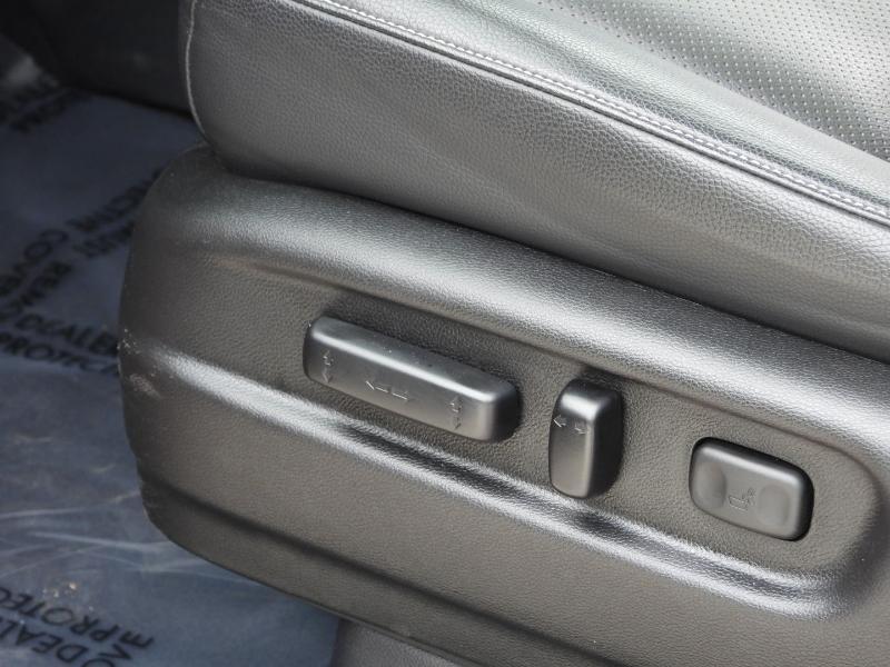 Honda Ridgeline RTL w/ Moonroof & Navigation 2023