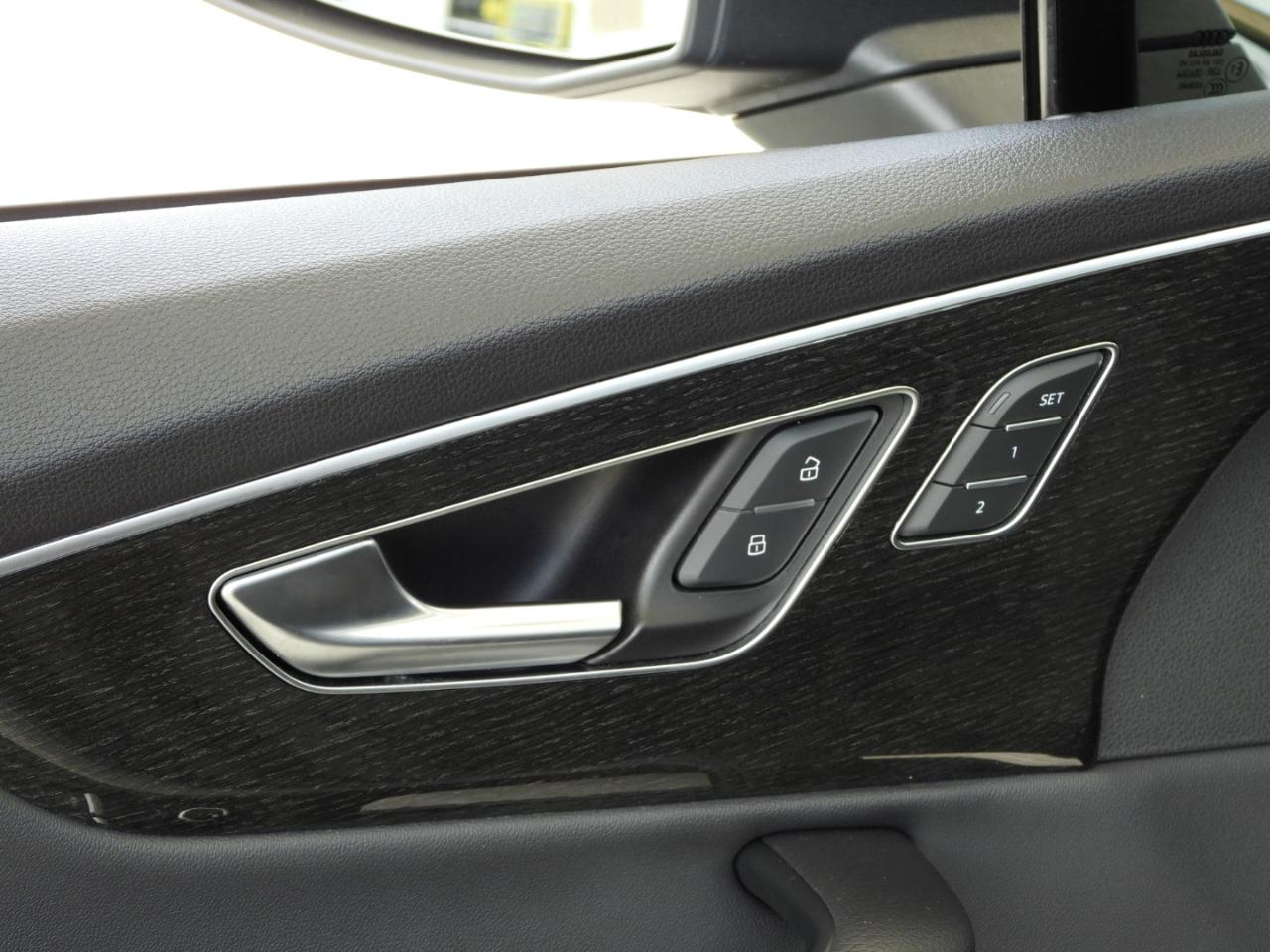 Audi Q7 Premium Plus 55 TFSI quattro 2022