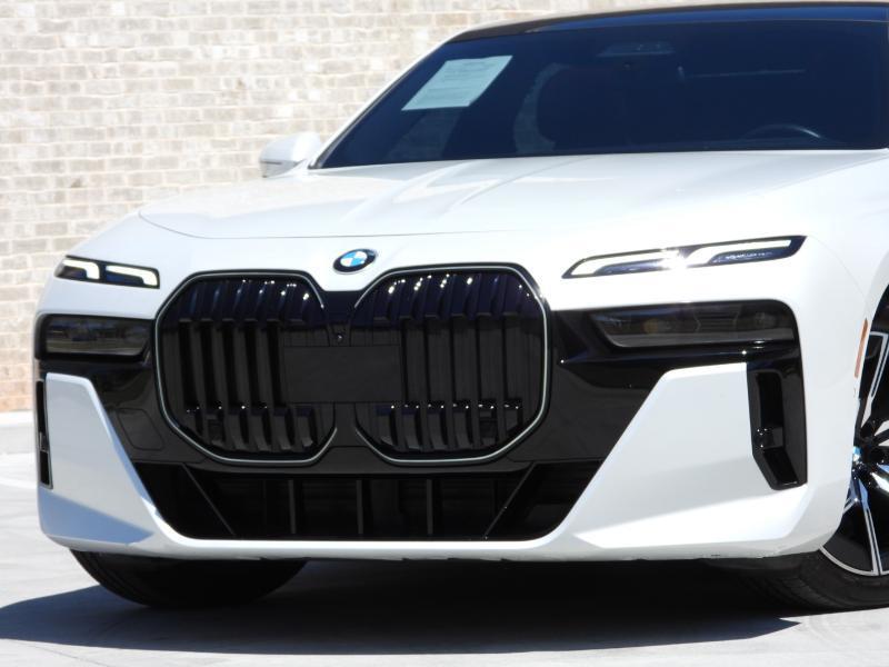 BMW 7-Series 740i 2024