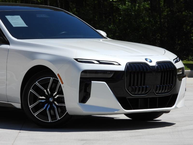 BMW 7-Series 740i 2024