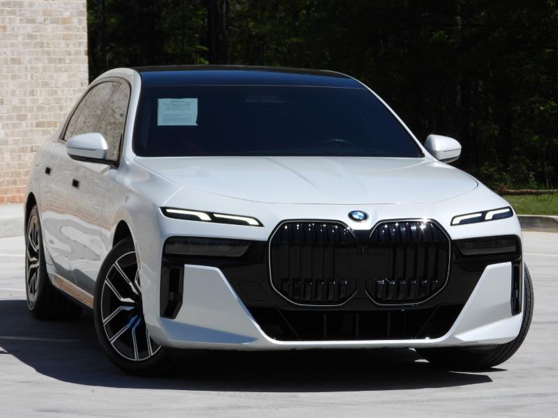 BMW 7-Series 740i 2024