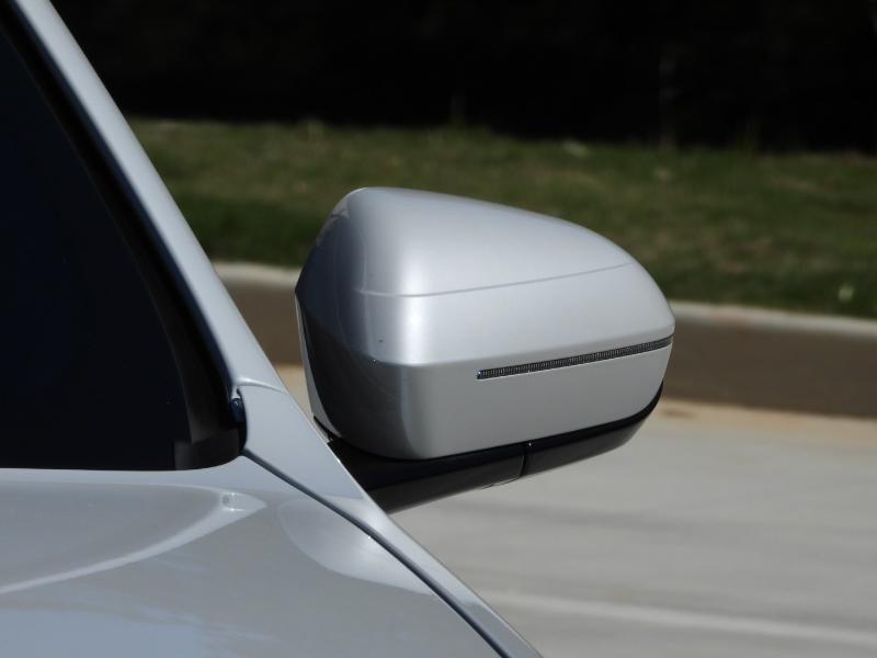 BMW 7-Series 740i 2024