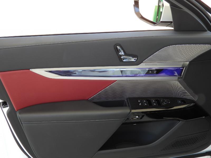 BMW 7-Series 740i 2024