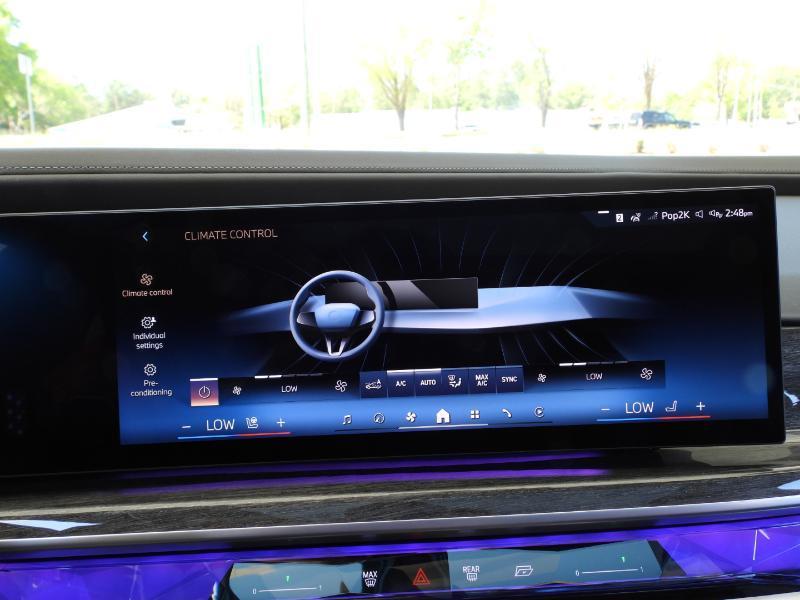 BMW 7-Series 740i 2024