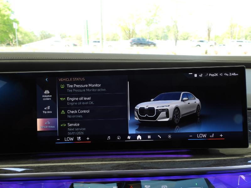 BMW 7-Series 740i 2024