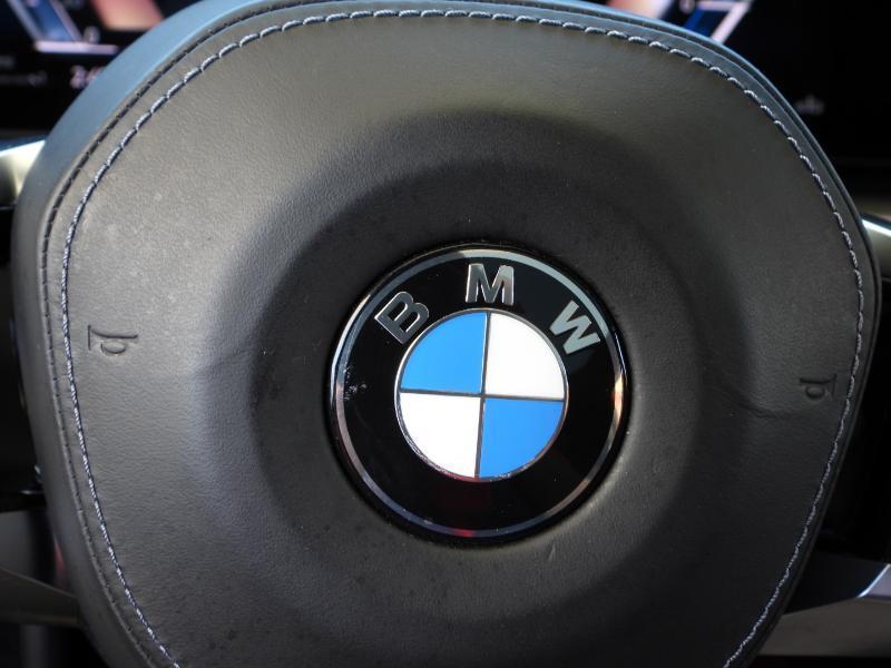 BMW 7-Series 740i 2024