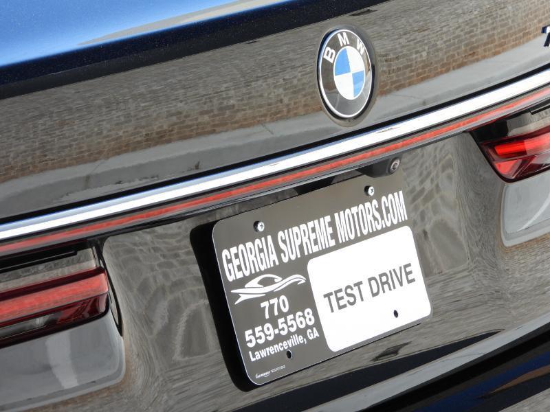 BMW 7-Series 740i 2021