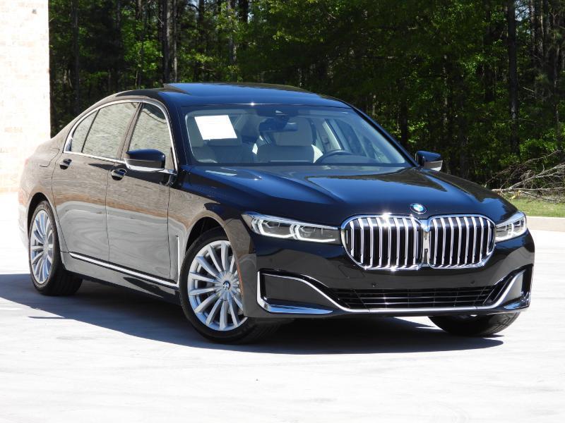 BMW 7-Series 740i 2021