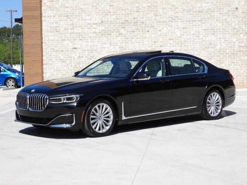 BMW 7-Series 740i 2021
