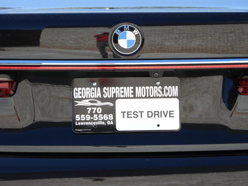 BMW 7-Series 740i 2021