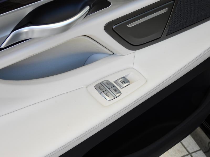 BMW 7-Series 740i 2021