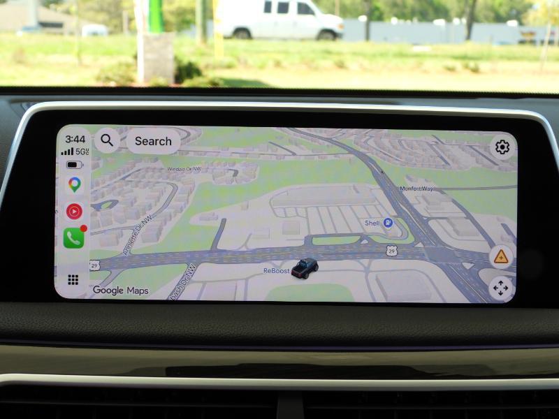 BMW 7-Series 740i 2021