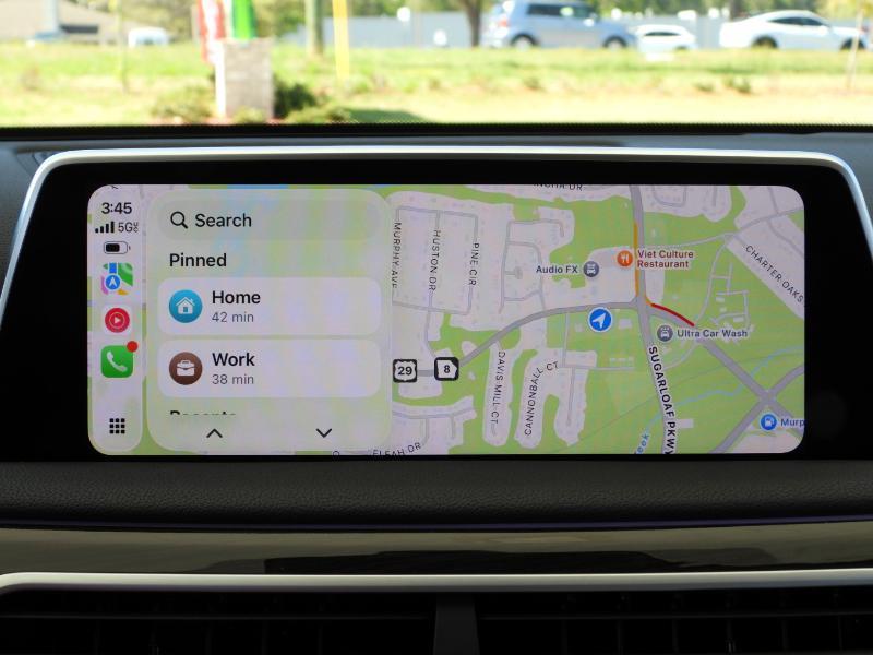 BMW 7-Series 740i 2021