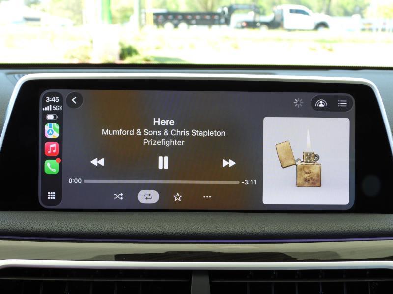 BMW 7-Series 740i 2021