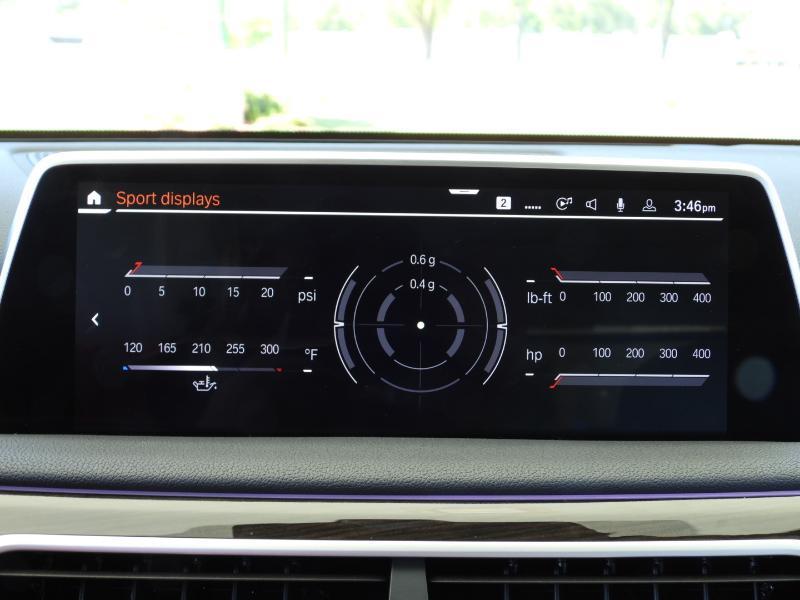 BMW 7-Series 740i 2021