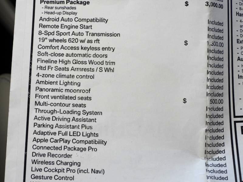 BMW 7-Series 740i 2021