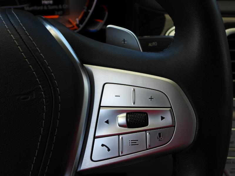 BMW 7-Series 740i 2021