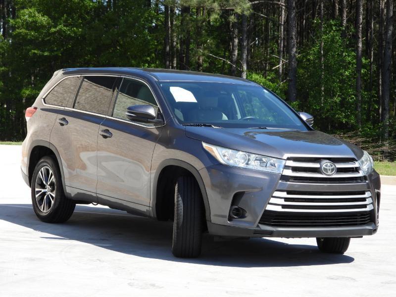 Toyota Highlander LE FWD I4 2017