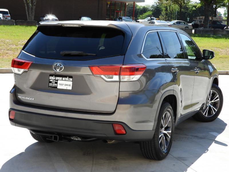 Toyota Highlander LE FWD I4 2017