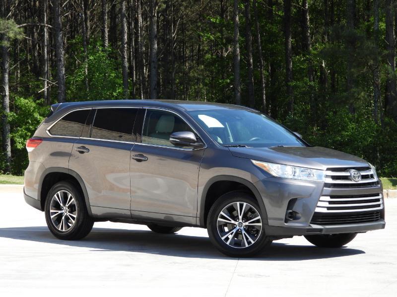 Toyota Highlander LE FWD I4 2017