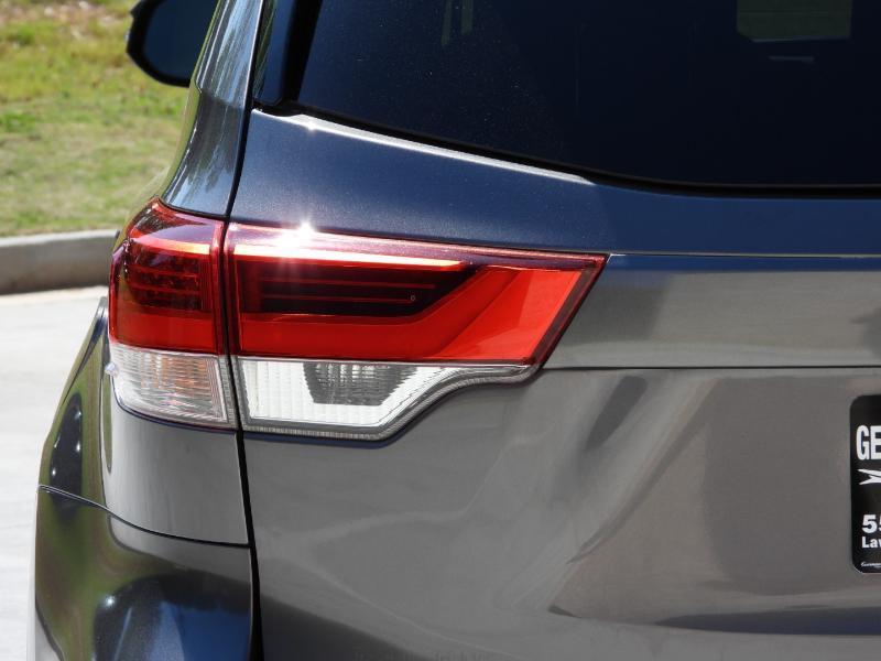 Toyota Highlander LE FWD I4 2017