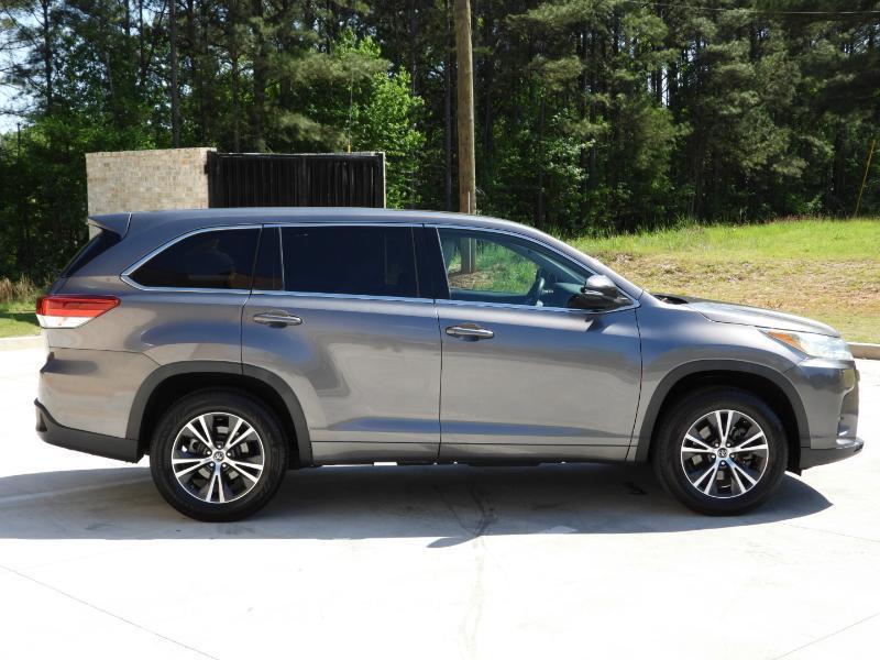 Toyota Highlander LE FWD I4 2017