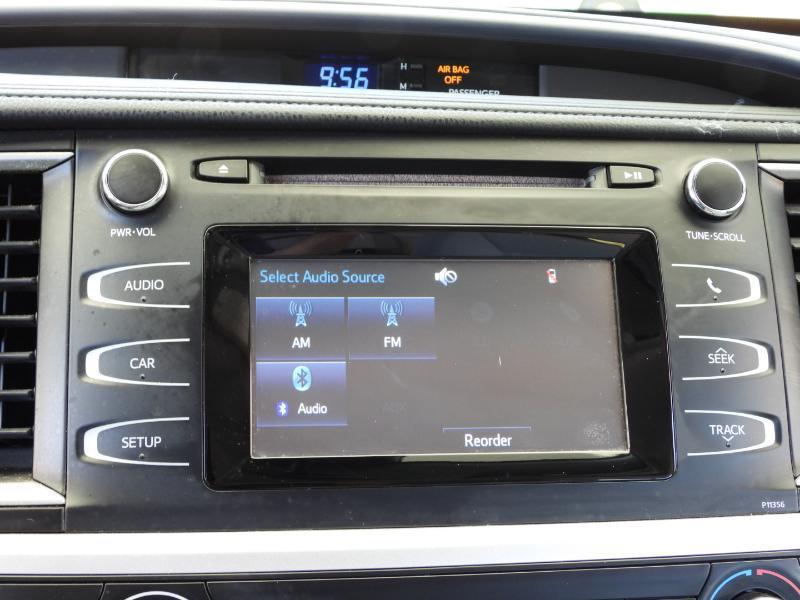 Toyota Highlander LE FWD I4 2017