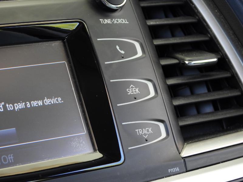 Toyota Highlander LE FWD I4 2017