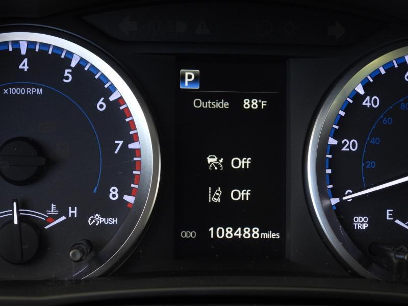 Toyota Highlander LE FWD I4 2017