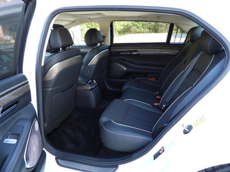 Genesis G90 Premium 2020