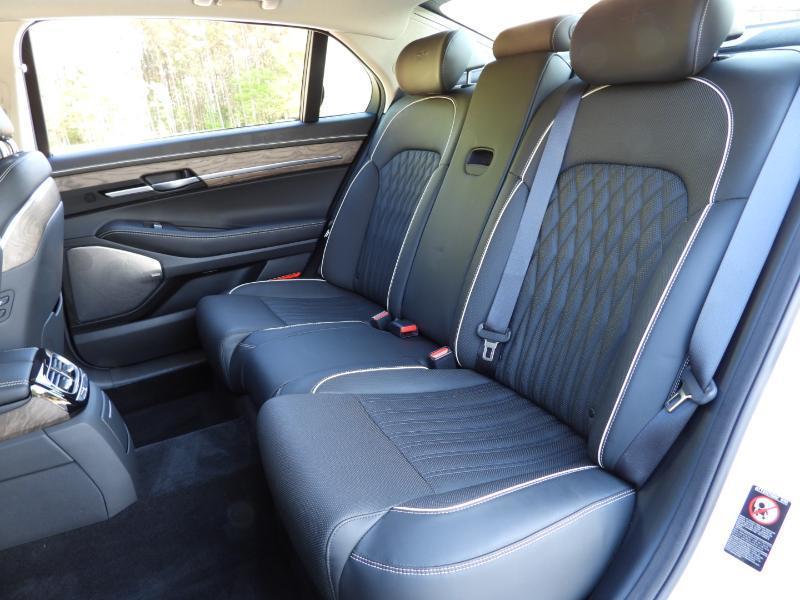 Genesis G90 Premium 2020