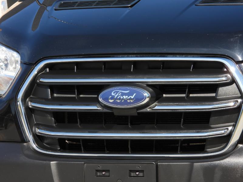 Ford Transit 250 Van Low Roof w/Sliding Pass. 130-in. WB 2020