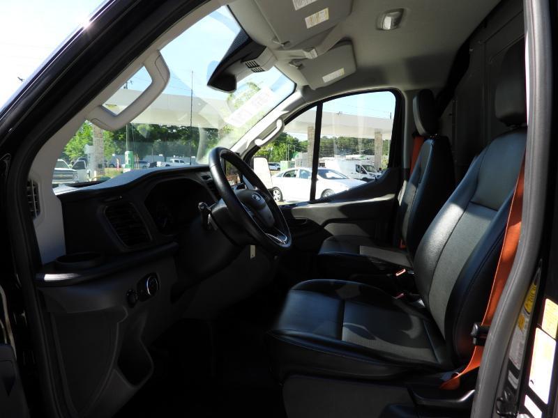 Ford Transit 250 Van Low Roof w/Sliding Pass. 130-in. WB 2020