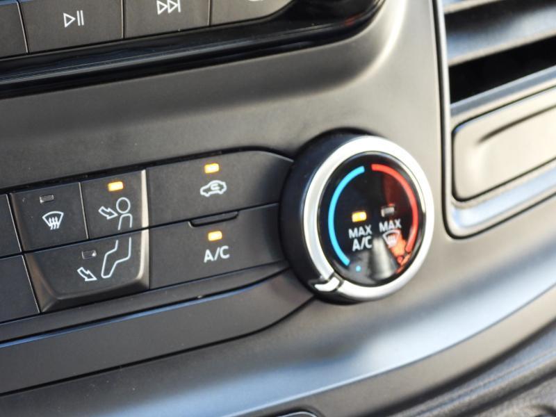 Ford Transit 250 Van Low Roof w/Sliding Pass. 130-in. WB 2020