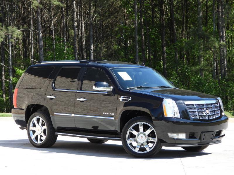 Cadillac Escalade 2WD Luxury 2013