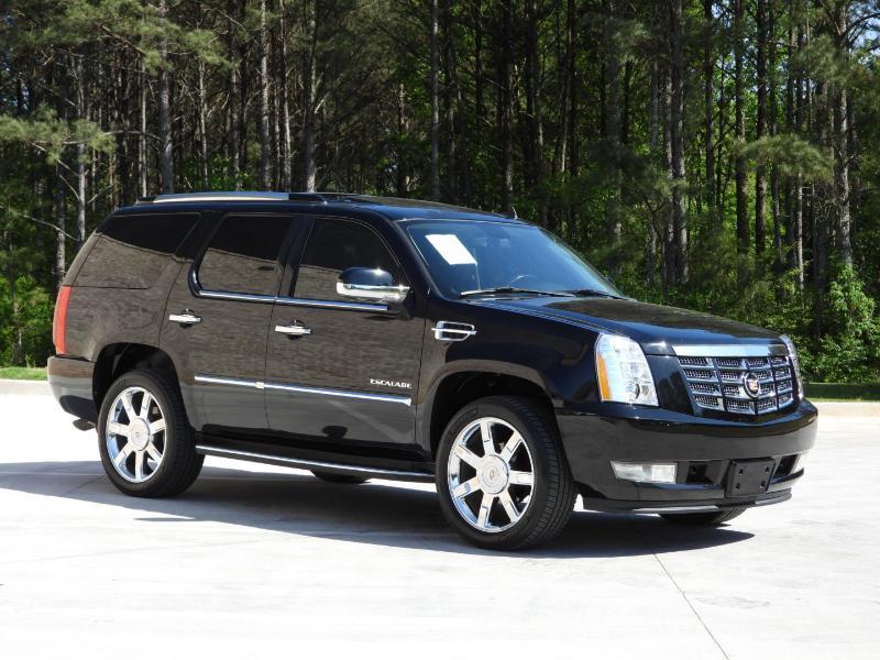 Cadillac Escalade 2WD Luxury 2013