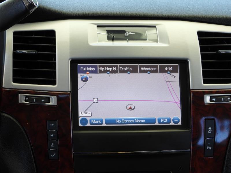 Cadillac Escalade 2WD Luxury 2013