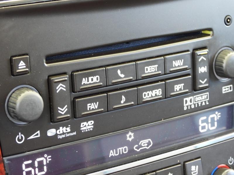 Cadillac Escalade 2WD Luxury 2013