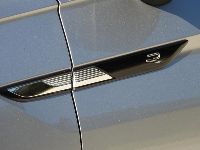 Volkswagen Tiguan SE R-Line Black 2022