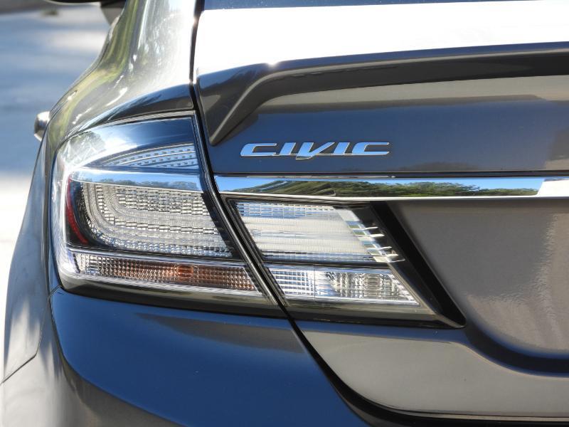 Honda Civic Hybrid CVT AT-PZEV with Leather 2013