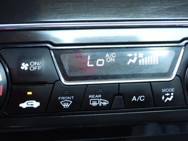 Honda Civic Hybrid CVT AT-PZEV with Leather 2013