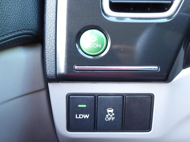 Honda Civic Hybrid CVT AT-PZEV with Leather 2013