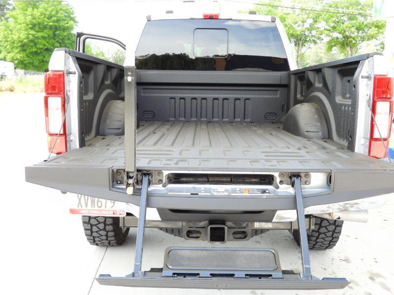 Ford F-250 SD Lariat Crew Cab 4WD 2020