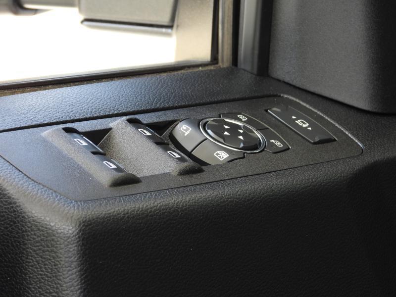 Ford F-250 SD Lariat Crew Cab 4WD 2020