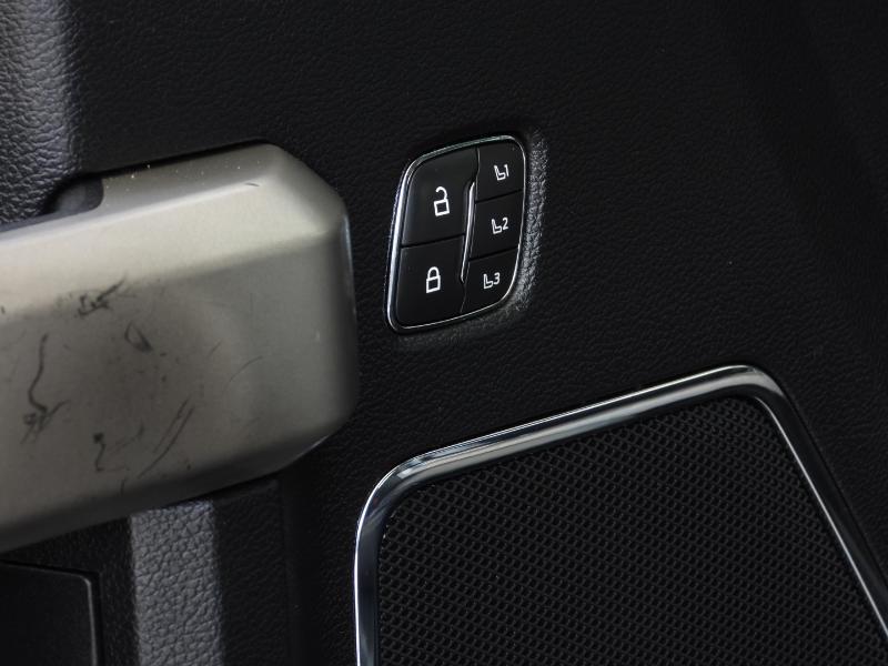 Ford F-250 SD Lariat Crew Cab 4WD 2020