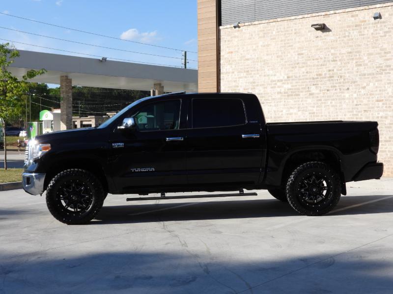 Toyota Tundra Limited 5.7L CrewMax 2WD 2016