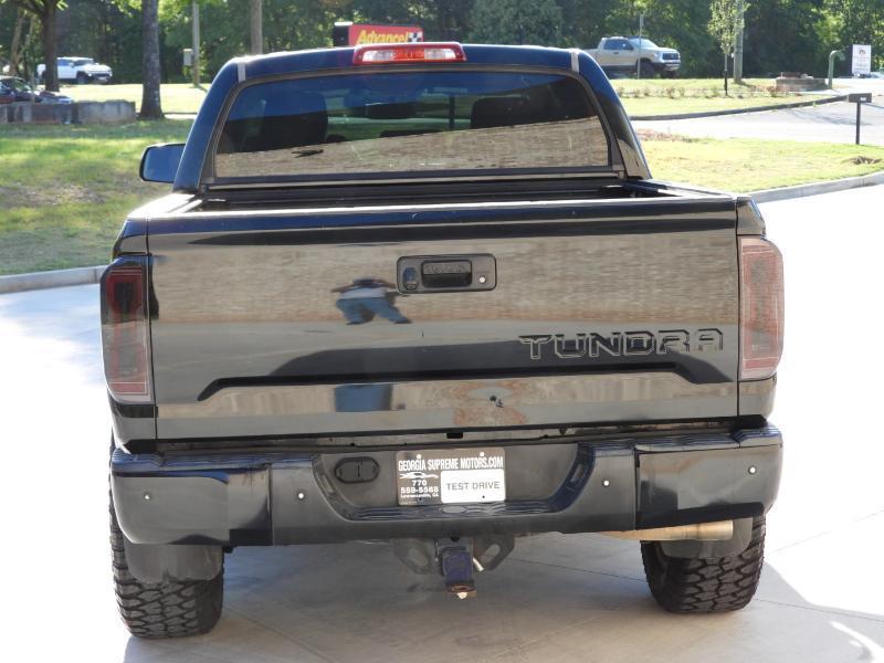 Toyota Tundra Limited 5.7L CrewMax 2WD 2016