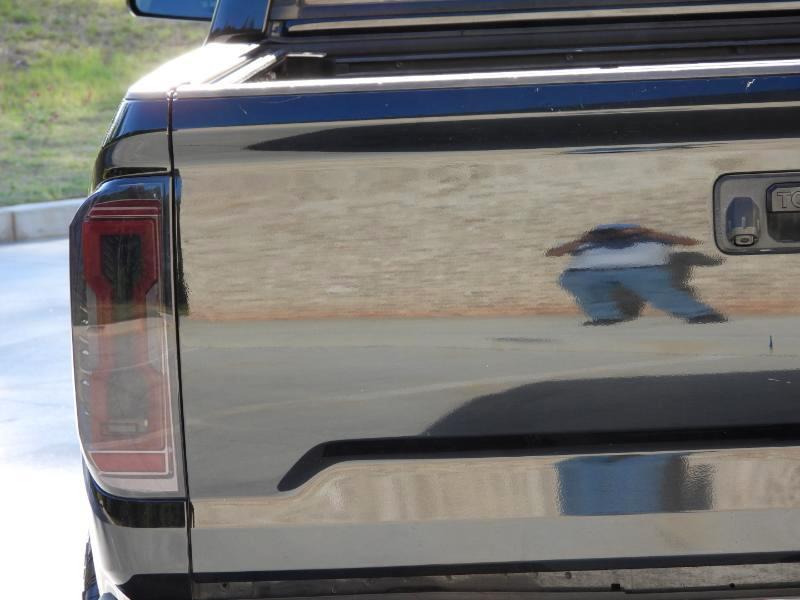 Toyota Tundra Limited 5.7L CrewMax 2WD 2016