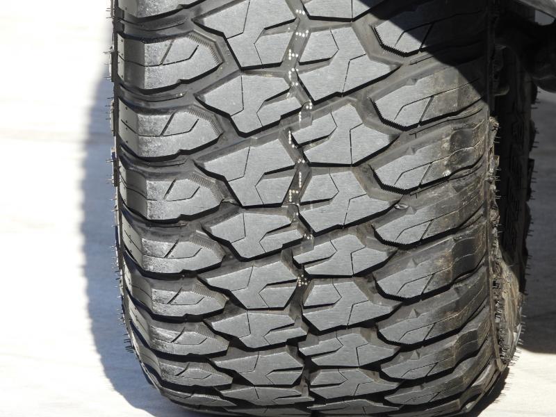 Toyota Tundra Limited 5.7L CrewMax 2WD 2016