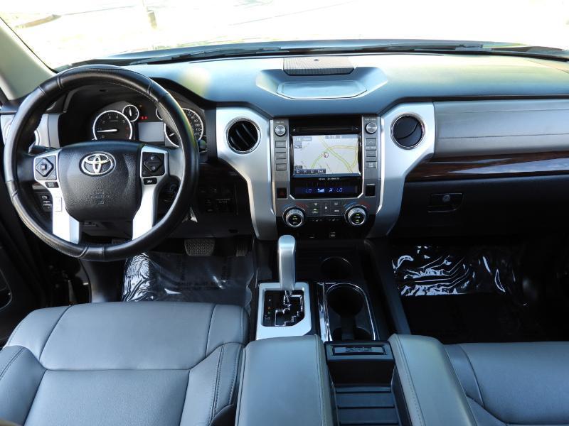 Toyota Tundra Limited 5.7L CrewMax 2WD 2016
